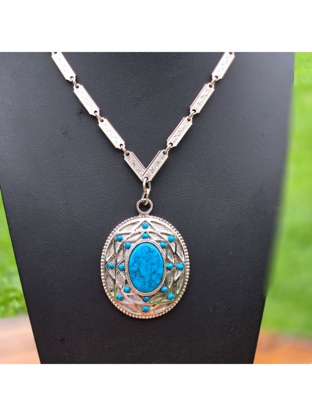 Vintage Whiting & Davis Pendant Necklace faux Turquois southwest engraved chain